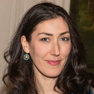Maître Lara Fatimi